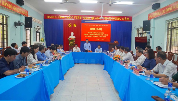Thường trực HĐND TP HCM làm việc với xã Long Sơn- Ảnh 1. Thường trực HĐND TP HCM làm việc với xã Long Sơn- Ảnh 1.