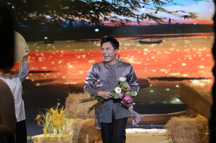 Quốc Trí "hối lộ" giám khảo, đặt mục tiêu chiến thắng khi thi Tình bolero - Ảnh 2.