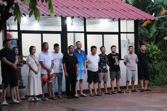Campuchia trấn áp quy mô lớn, bắt hơn 2.270 nghi phạm lừa đảo trực tuyến- Ảnh 6. Campuchia trấn áp quy mô lớn, bắt hơn 2.270 nghi phạm lừa đảo trực tuyến- Ảnh 6.