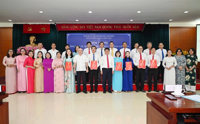 Hình ảnh các nhân sự mới của Ban Tuyên giáo và Dân vận Thành ủy TP HCM- Ảnh 5.