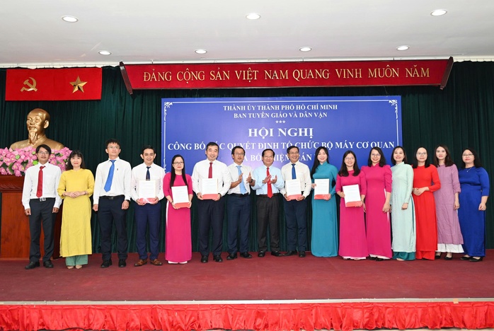 Hình ảnh các nhân sự mới của Ban Tuyên giáo và Dân vận Thành ủy TP HCM- Ảnh 2.