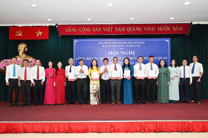 Hình ảnh các nhân sự mới của Ban Tuyên giáo và Dân vận Thành ủy TP HCM- Ảnh 3.