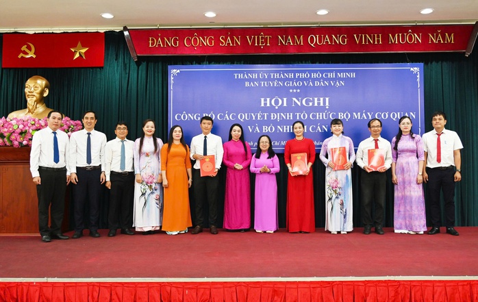Hình ảnh các nhân sự mới của Ban Tuyên giáo và Dân vận Thành ủy TP HCM- Ảnh 6.