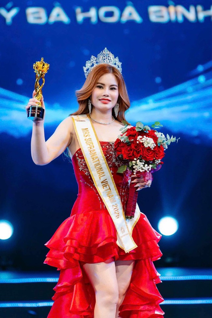 Á hậu Nguyễn Thị Huyên đại diện Việt Nam thi Mrs Superanational 2025- Ảnh 1.