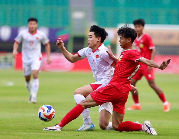 Việt Nam rộng cửa vào bán kết U23 Đông Nam Á- Ảnh 1. Việt Nam rộng cửa vào bán kết U23 Đông Nam Á- Ảnh 1.