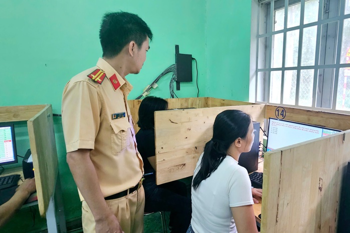 CSGT TP HCM nói về kế hoạch tổ chức thi sát hạch lái xe cho người dân ở khu vực Bình Dương cũ- Ảnh 7.