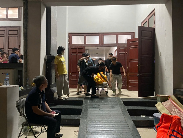 Vụ chìm tàu Hạ Long: Nỗi đau và mất mát lớn với nhiều gia đình nạn nhân - Ảnh 3. Vụ chìm tàu Hạ Long: Nỗi đau và mất mát lớn với nhiều gia đình nạn nhân - Ảnh 3.