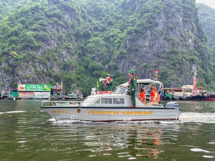 Tàu thuyền tại Bạch Long Vĩ đã được di chuyển an toàn trước bão số 3 - Ảnh 3. Tàu thuyền tại Bạch Long Vĩ đã được di chuyển an toàn trước bão số 3 - Ảnh 3.