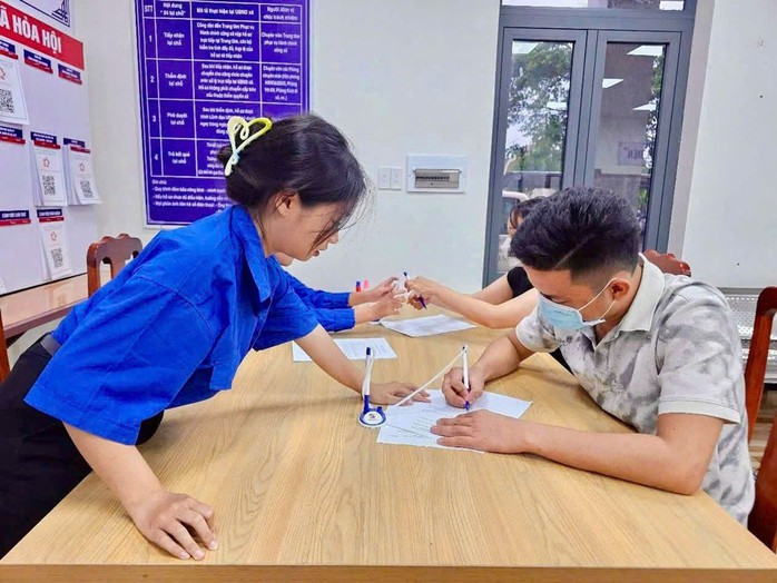 Chính quyền địa phương 2 cấp tại TP HCM: Sáng kiến gần dân HIỆU QUẢ - Ảnh 3.