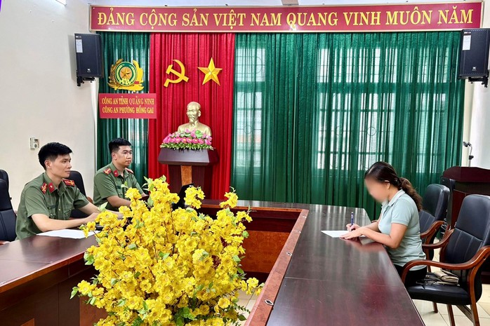 Xử lý nghiêm hành vi đăng tải thông tin sai sự thật vụ lật tàu du lịch Hạ Long - Ảnh 1. Xử lý nghiêm hành vi đăng tải thông tin sai sự thật vụ lật tàu du lịch Hạ Long - Ảnh 1.