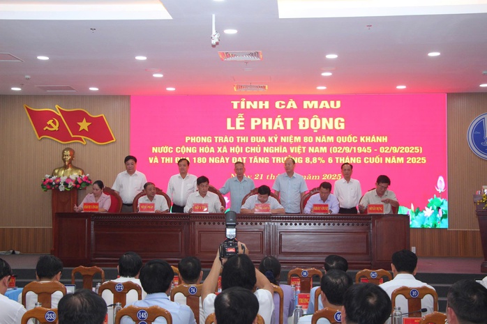 Bí thư Tỉnh ủy Cà Mau lưu ý nhiều nhiệm vụ quan trọng - Ảnh 2.