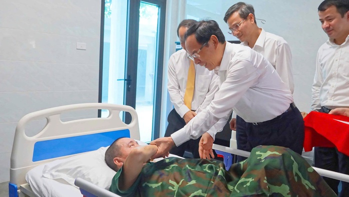 Tri ân những người hiến máu xương bảo vệ Tổ quốc- Ảnh 2. Tri ân những người hiến máu xương bảo vệ Tổ quốc- Ảnh 2.