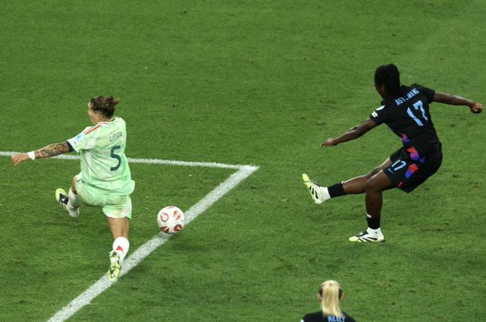 Euro 2025: Tuyển nữ Anh ngược dòng nghẹt thở, phá giấc mơ của Ý tại bán kết- Ảnh 5.