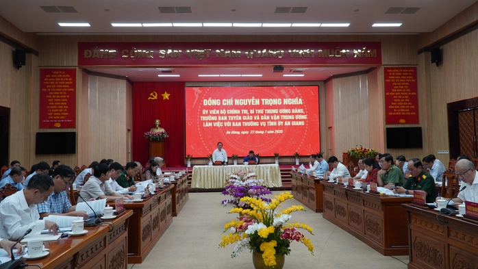 Trưởng Ban Tuyên giáo và Dân vận Trung ương làm việc với Tỉnh ủy An Giang- Ảnh 2. Trưởng Ban Tuyên giáo và Dân vận Trung ương làm việc với Tỉnh ủy An Giang- Ảnh 2.