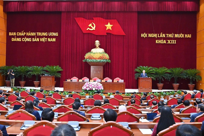 Cho ý kiến bổ sung nhân sự quy hoạch Bộ Chính trị, Ban Bí thư - Ảnh 1. Cho ý kiến bổ sung nhân sự quy hoạch Bộ Chính trị, Ban Bí thư - Ảnh 1.