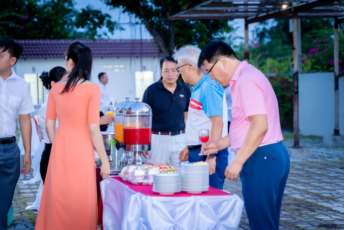 Cập cảng yên bình của doanh nhân toàn cầu- Ảnh 3.