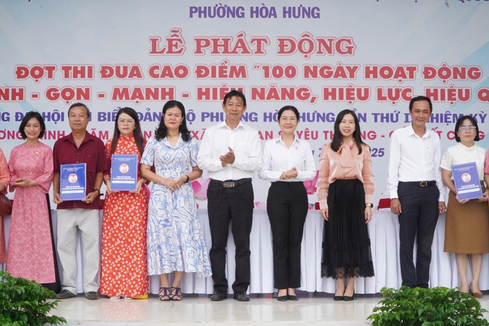 Một phường ở TP HCM phát động thực hiện 100 công trình trong vòng 100 ngày - Ảnh 1.