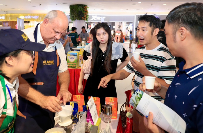 Đổi mới sáng tạo, trách nhiệm, nhân văn- Ảnh 12.