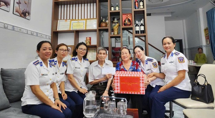 Nữ đại úy là tấm gương tiêu biểu của Cảnh sát biển Việt Nam - Ảnh 2.