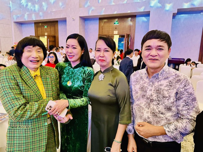 Dư âm: Báo NGƯỜI LAO ĐỘNG – 50 năm một hành trình vẻ vang trong trái tim nghệ sĩ- Ảnh 4.