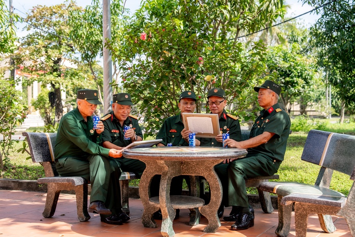 Vinamilk “viết tiếp câu chuyện hòa bình” bằng tranh và hành động- Ảnh 4.