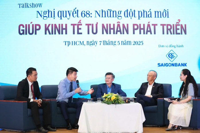 Hành trình 50 năm: Một chữ "người" đầy nhân ái- Ảnh 2.