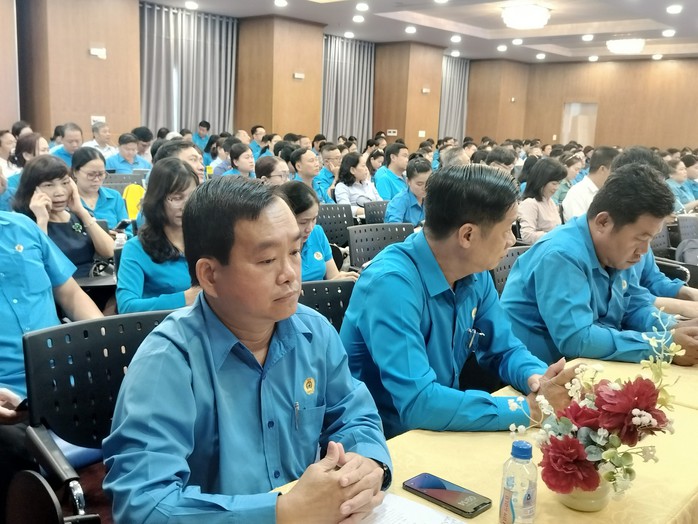 Giúp cán bộ Công đoàn linh hoạt thích ứng với tình hình mới- Ảnh 1. Giúp cán bộ Công đoàn linh hoạt thích ứng với tình hình mới- Ảnh 1.