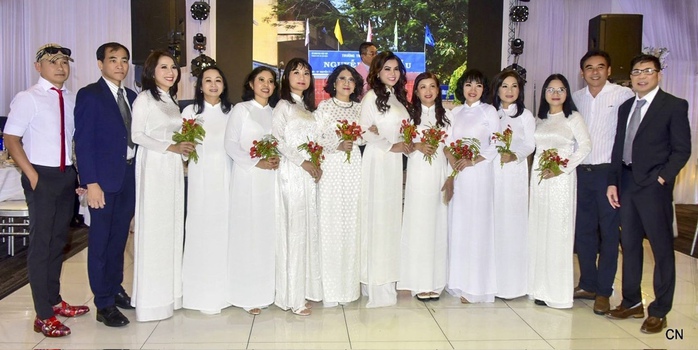 Hoa hậu Kim Hồng tái ngộ bạn cũ sau 40 năm- Ảnh 6.