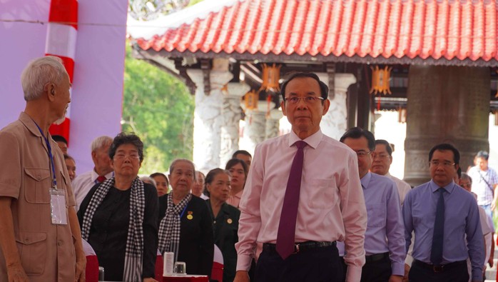 TP HCM trang trọng tổ chức Lễ giỗ Anh hùng liệt sĩ, người dân yêu nước tại Côn Đảo- Ảnh 1. TP HCM trang trọng tổ chức Lễ giỗ Anh hùng liệt sĩ, người dân yêu nước tại Côn Đảo- Ảnh 1.