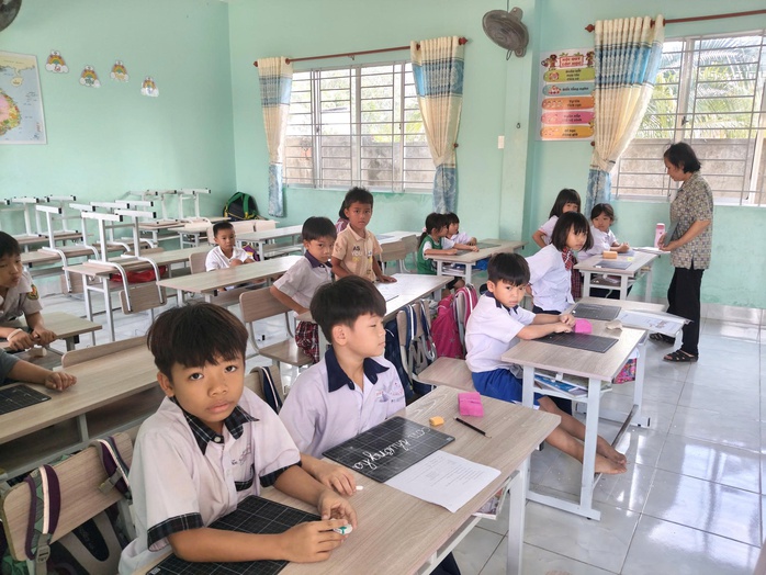 Ngôi trường ấm áp của 175 học sinh mồ côi, trẻ có hoàn cảnh khó khăn - Ảnh 4.