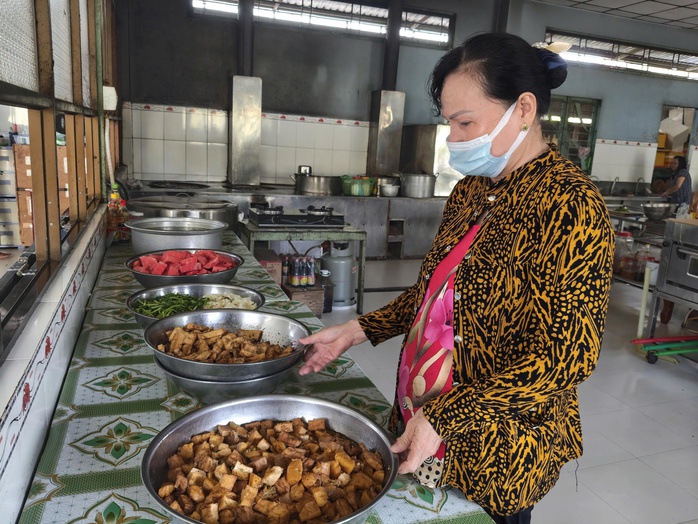 Ngôi trường ấm áp của 175 học sinh mồ côi, trẻ có hoàn cảnh khó khăn - Ảnh 7.