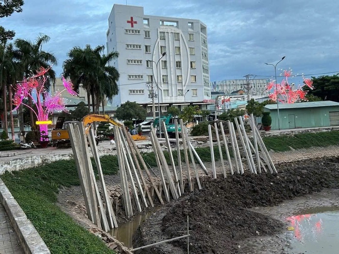 Tranh luận trái chiều về hồ Nguyễn Du ở An Giang khi rút cạn nước- Ảnh 4.