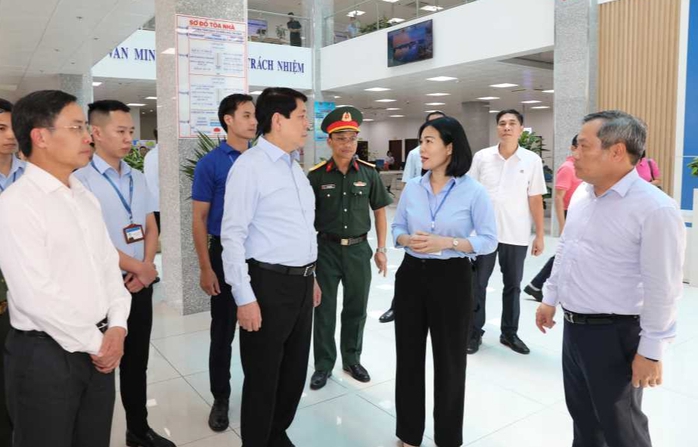 Chủ tịch nước: Quảng Ninh cần kịp thời tháo gỡ khó khăn, vướng mắc khi vận hành bộ máy mới- Ảnh 2. Chủ tịch nước: Quảng Ninh cần kịp thời tháo gỡ khó khăn, vướng mắc khi vận hành bộ máy mới- Ảnh 2.