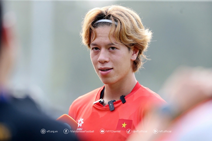 Tuyển U23 Việt Nam kỳ vọng chân sút Việt kiều - Ảnh 3.