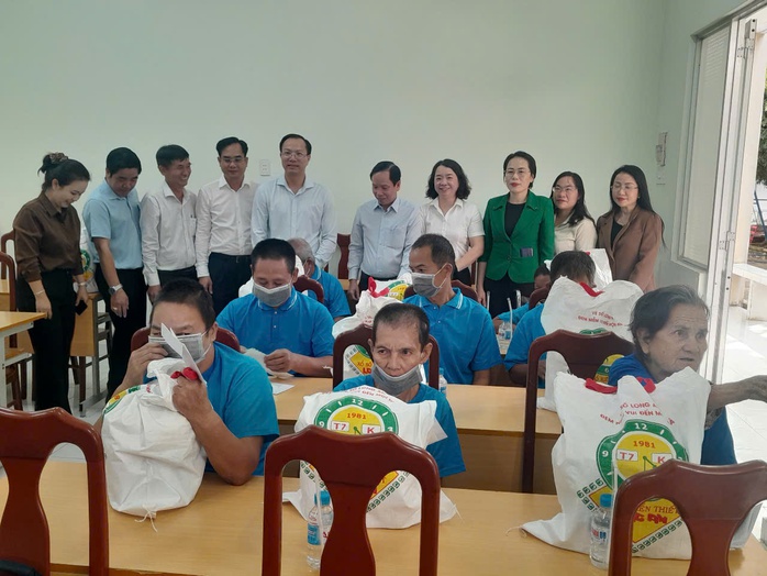 Công ty Xổ số kiến thiết Long An tích cực thực hiện an sinh xã hội và đền ơn đáp nghĩa- Ảnh 3. Công ty Xổ số kiến thiết Long An tích cực thực hiện an sinh xã hội và đền ơn đáp nghĩa- Ảnh 3.