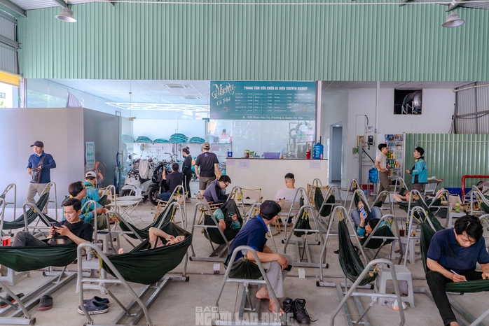Mô hình quán cà phê kết hợp trạm sạc xe điện siêu lợi nhuận của Trần anh Thành - Ảnh 4. Mô hình quán cà phê kết hợp trạm sạc xe điện siêu lợi nhuận của Trần anh Thành - Ảnh 4.