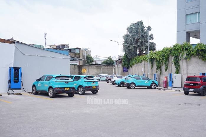 Mô hình quán cà phê kết hợp trạm sạc xe điện siêu lợi nhuận của Trần anh Thành - Ảnh 13. Mô hình quán cà phê kết hợp trạm sạc xe điện siêu lợi nhuận của Trần anh Thành - Ảnh 13.