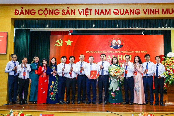 Ông Lương Quốc Đoàn giữ chức Bí thư Đảng ủy Trung ương Hội Nông dân Việt Nam- Ảnh 2. Ông Lương Quốc Đoàn giữ chức Bí thư Đảng ủy Trung ương Hội Nông dân Việt Nam- Ảnh 2.