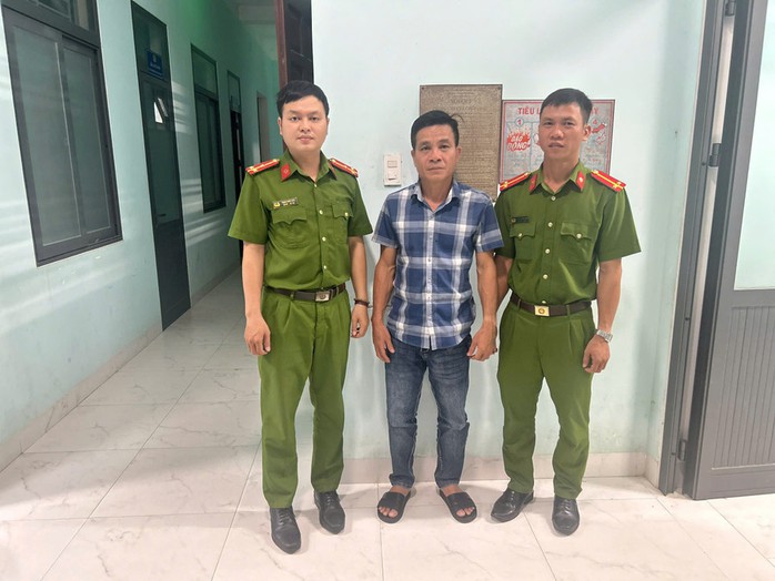 Phan Trần Tiến bị bắt Sau khi thuê ô tô cầm cố ở Gia Lai - Ảnh 1. Phan Trần Tiến bị bắt Sau khi thuê ô tô cầm cố ở Gia Lai - Ảnh 1.