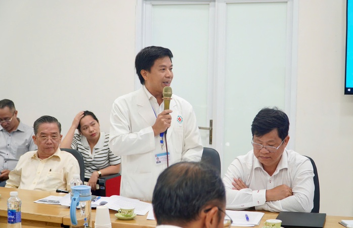 Các bệnh viện TP HCM nói gì về nạn "cò” khám bệnh?- Ảnh 2. Các bệnh viện TP HCM nói gì về nạn "cò” khám bệnh?- Ảnh 2.