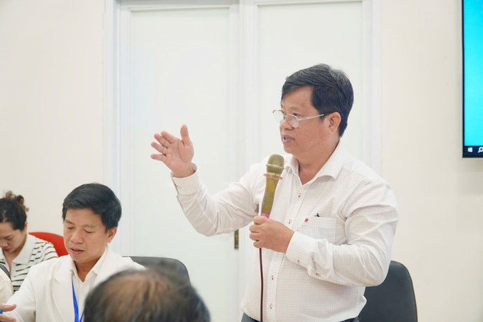 Các bệnh viện TP HCM nói gì về nạn "cò” khám bệnh?- Ảnh 1. Các bệnh viện TP HCM nói gì về nạn "cò” khám bệnh?- Ảnh 1.