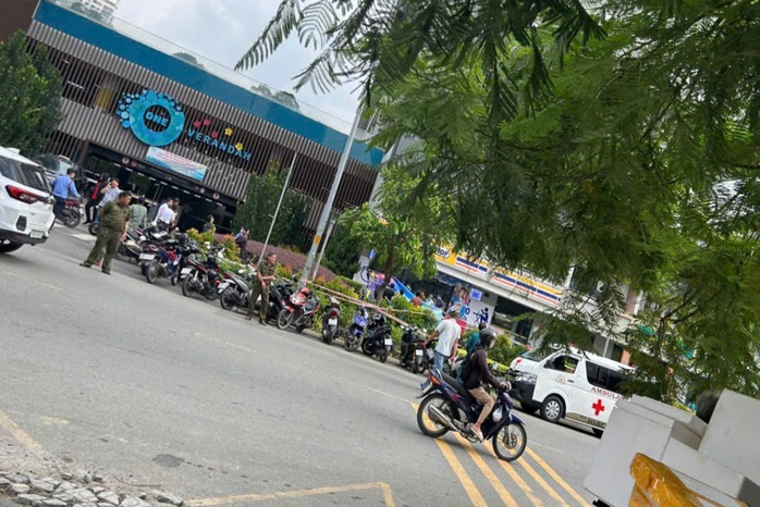 Phát hiện người đàn ông tử vong bất thường ở khu đảo Kim Cương, TP HCM- Ảnh 1. Phát hiện người đàn ông tử vong bất thường ở khu đảo Kim Cương, TP HCM- Ảnh 1.