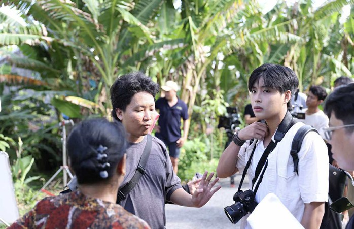 "Màu Mang Thít” – Dấu ấn đầu tay đầy nhân văn của đạo diễn trẻ Hoàng Huy Bụt - Ảnh 3.