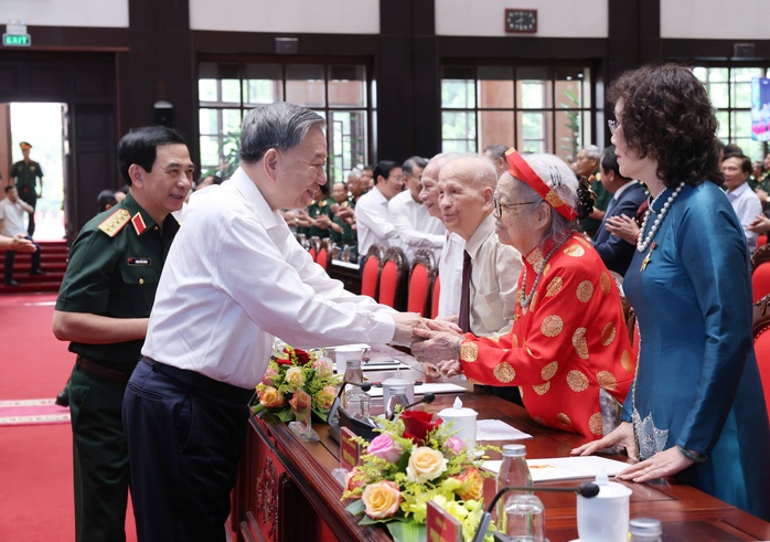 Tổng Bí thư Tô Lâm: Phát huy truyền thống cha ông, nỗ lực đạt những kỳ tích trong tương lai - Ảnh 5.