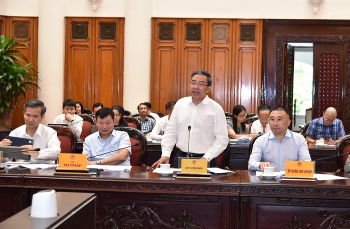 Phó Thủ tướng họp với doanh nghiệp chứng khoán, bất động sản về Luật Thuế thu nhập cá nhân- Ảnh 2. Phó Thủ tướng họp với doanh nghiệp chứng khoán, bất động sản về Luật Thuế thu nhập cá nhân- Ảnh 2.