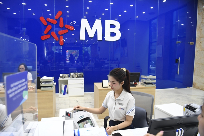 Ngân hàng báo lãi ngàn tỉ: Lợi nhuận ngân hàng đến từ đâu trong tăng trưởng tín dụng? - Ảnh 1. Ngân hàng báo lãi ngàn tỉ: Lợi nhuận ngân hàng đến từ đâu trong tăng trưởng tín dụng? - Ảnh 1.