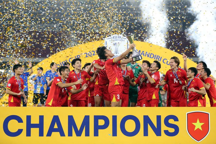 Truyền thông Thái: "Công thức" ông Kim giống Shin Tae-yong khi U23 Việt Nam vô địch - Ảnh 1.