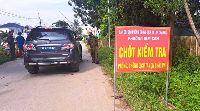 Tiêu hủy gần 7.000 con heo mắc dịch tả heo châu Phi- Ảnh 2. Tiêu hủy gần 7.000 con heo mắc dịch tả heo châu Phi- Ảnh 2.