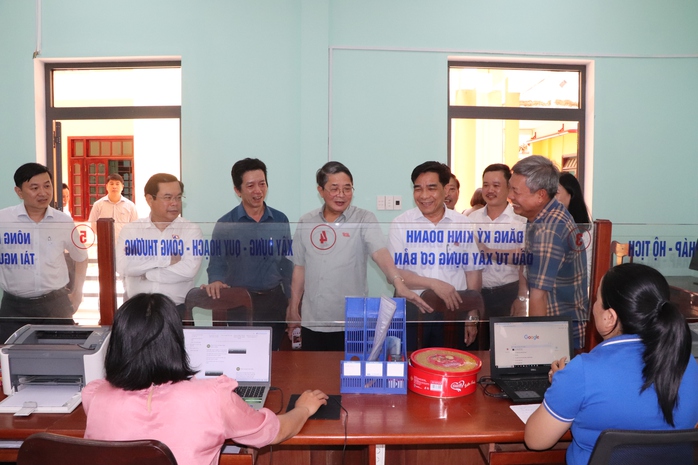 Phó Chủ tịch Quốc hội: Cần quan tâm đầu tư cho vùng núi Đà Nẵng mới - Ảnh 6.
