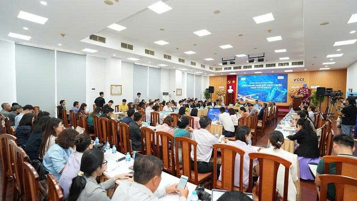 Báo chí đồng hành, thúc đẩy phát triển kinh tế tư nhân- Ảnh 1. Báo chí đồng hành, thúc đẩy phát triển kinh tế tư nhân- Ảnh 1.